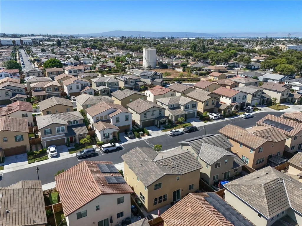 825 Sweetbay Lane, Los Angeles, California 90059 home-pic-41