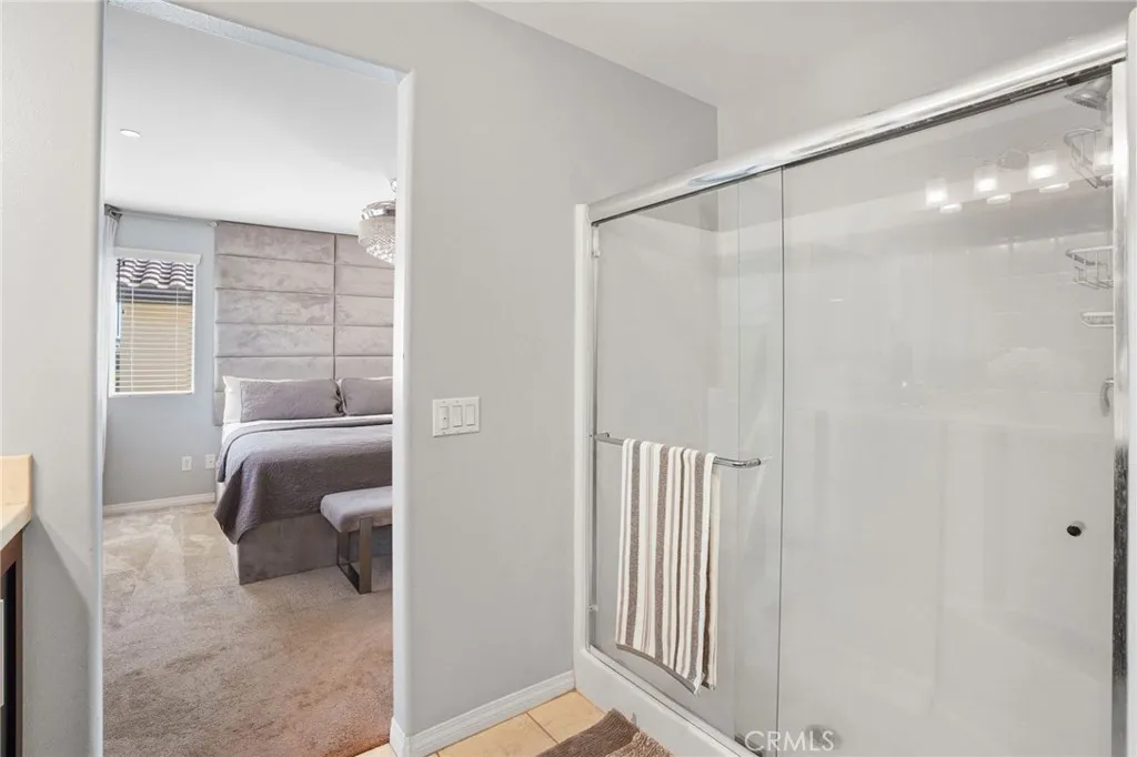 825 Sweetbay Lane, Los Angeles, California 90059 home-pic-29