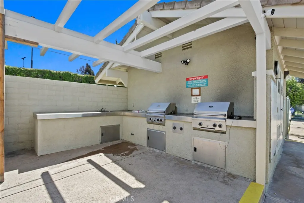 5353 Rural Ridge Circle E, Anaheim Hills, California 92707 home-pic-40