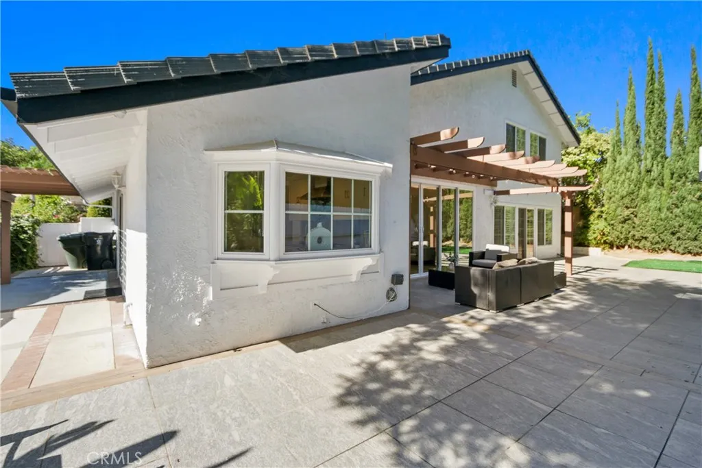 5353 Rural Ridge Circle E, Anaheim Hills, California 92707 home-pic-34