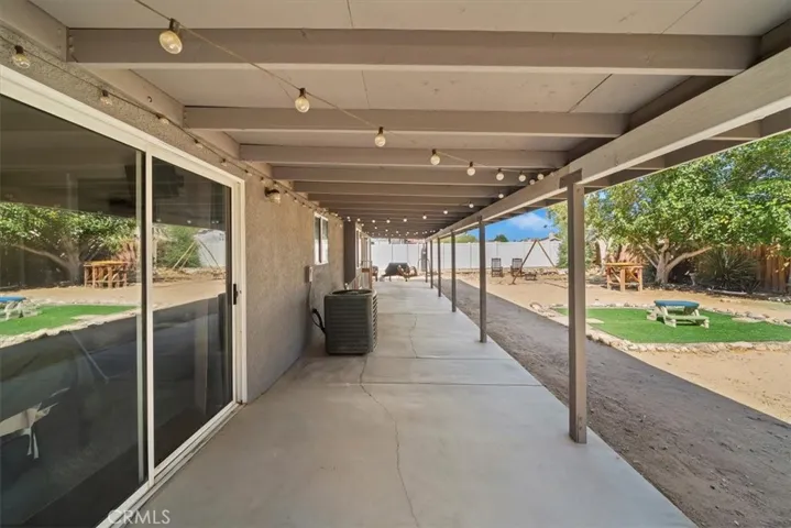 15250 Garnet Cv, Victorville, California 92394