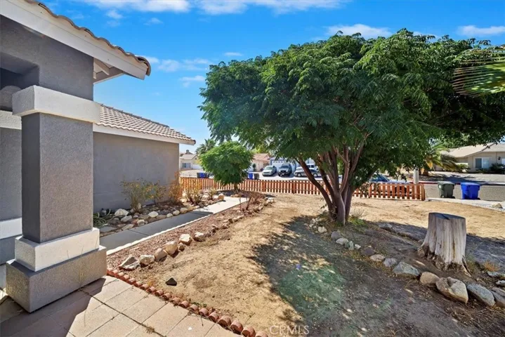 15250 Garnet Cv, Victorville, California 92394
