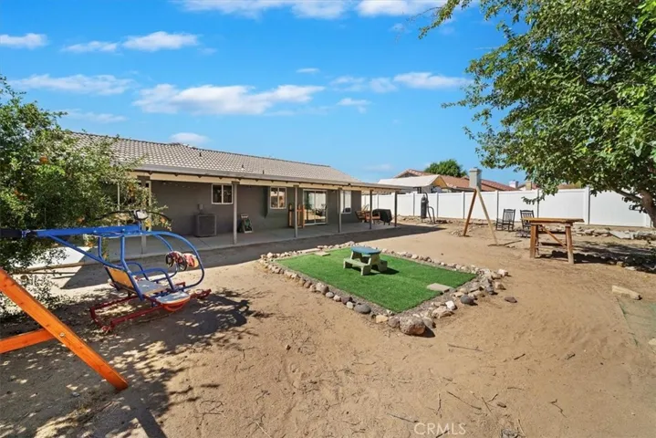 15250 Garnet Cv, Victorville, California 92394