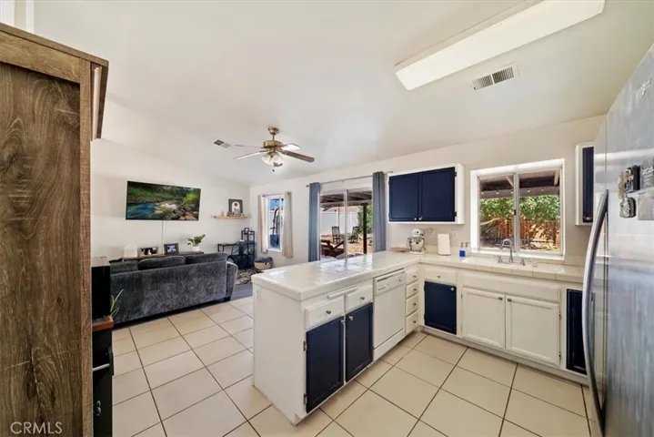 15250 Garnet Cv, Victorville, California 92394