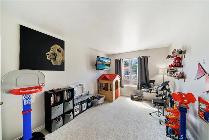 15250 Garnet Cv, Victorville, California 92394