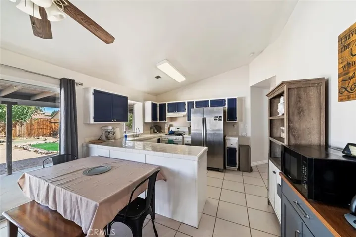 15250 Garnet Cv, Victorville, California 92394