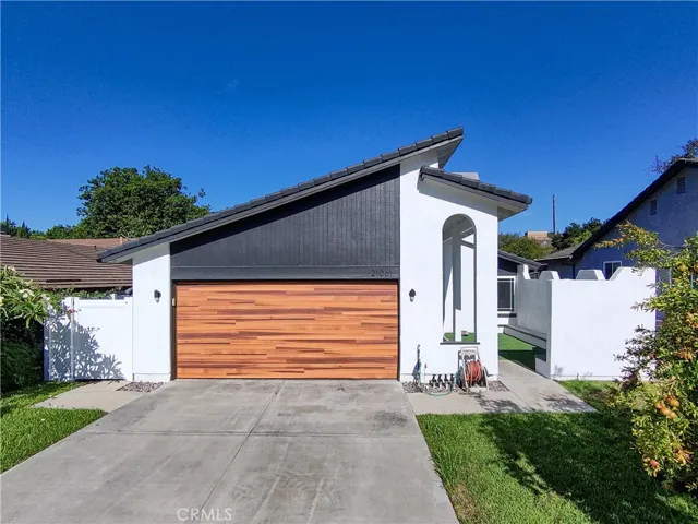21061 Sharmila, Lake Forest, California 92630