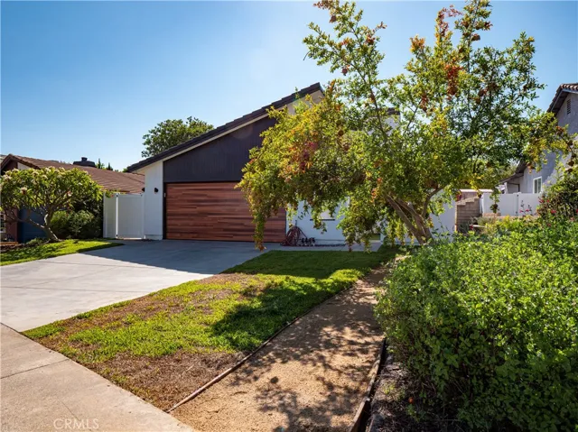 21061 Sharmila, Lake Forest, California 92630