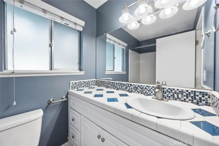 1750 Prefumo Canyon 23, San Luis Obispo, California 93405