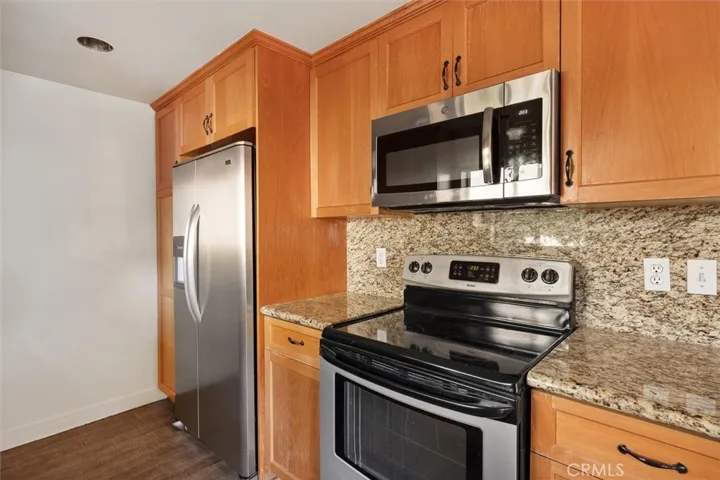 1750 Prefumo Canyon 23, San Luis Obispo, California 93405