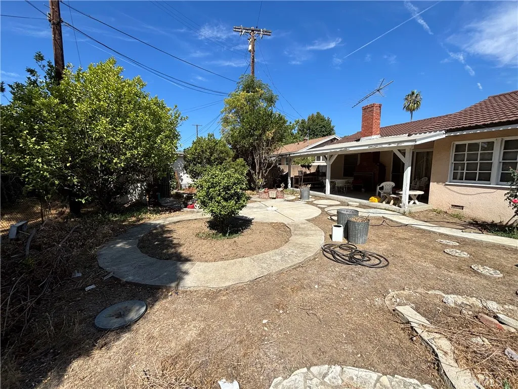 14930 Leadwell Street, Van Nuys, California 91405 home-pic-4