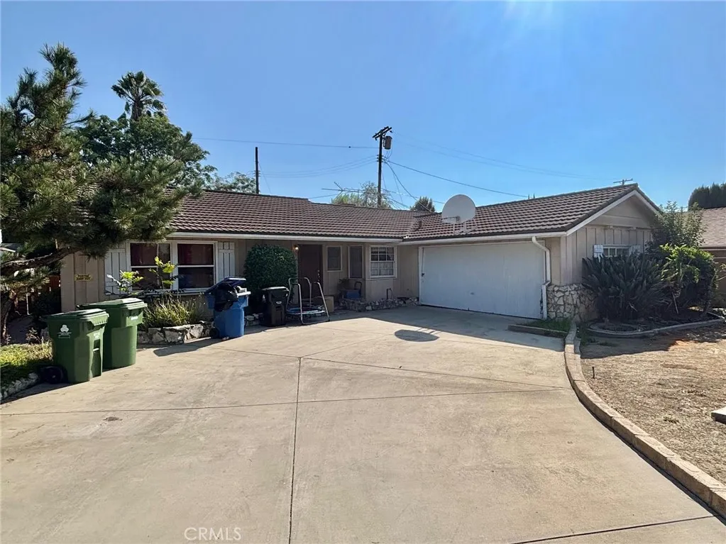 14930 Leadwell Street, Van Nuys, California 91405 home-pic-0