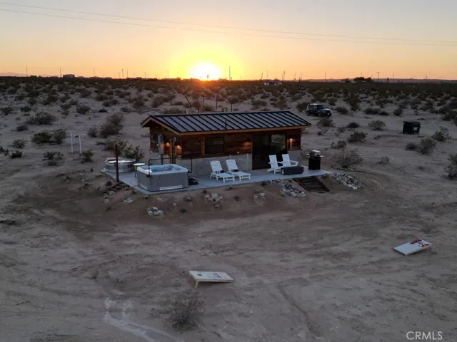 3232 Bluegrass Avenue, 29 Palms, California 92277