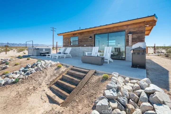 3232 Bluegrass Avenue, 29 Palms, California 92277