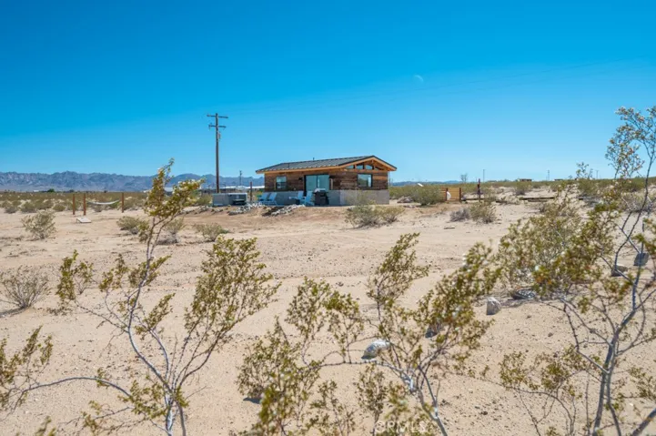 3232 Bluegrass Avenue, 29 Palms, California 92277