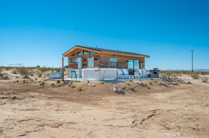 3232 Bluegrass Avenue, 29 Palms, California 92277