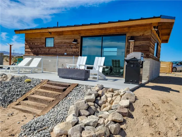 3232 Bluegrass Avenue, 29 Palms, California 92277