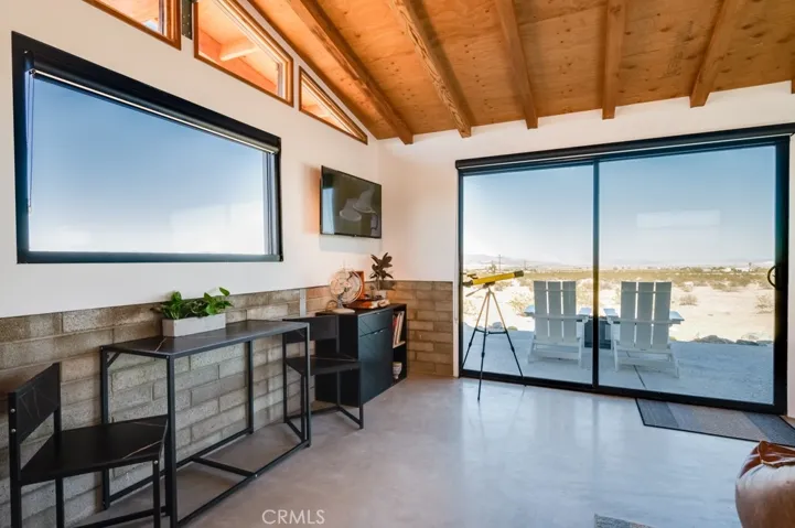 3232 Bluegrass Avenue, 29 Palms, California 92277