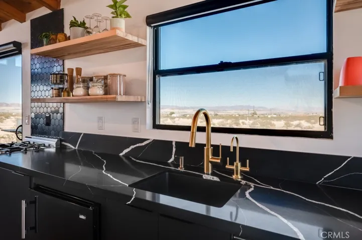 3232 Bluegrass Avenue, 29 Palms, California 92277