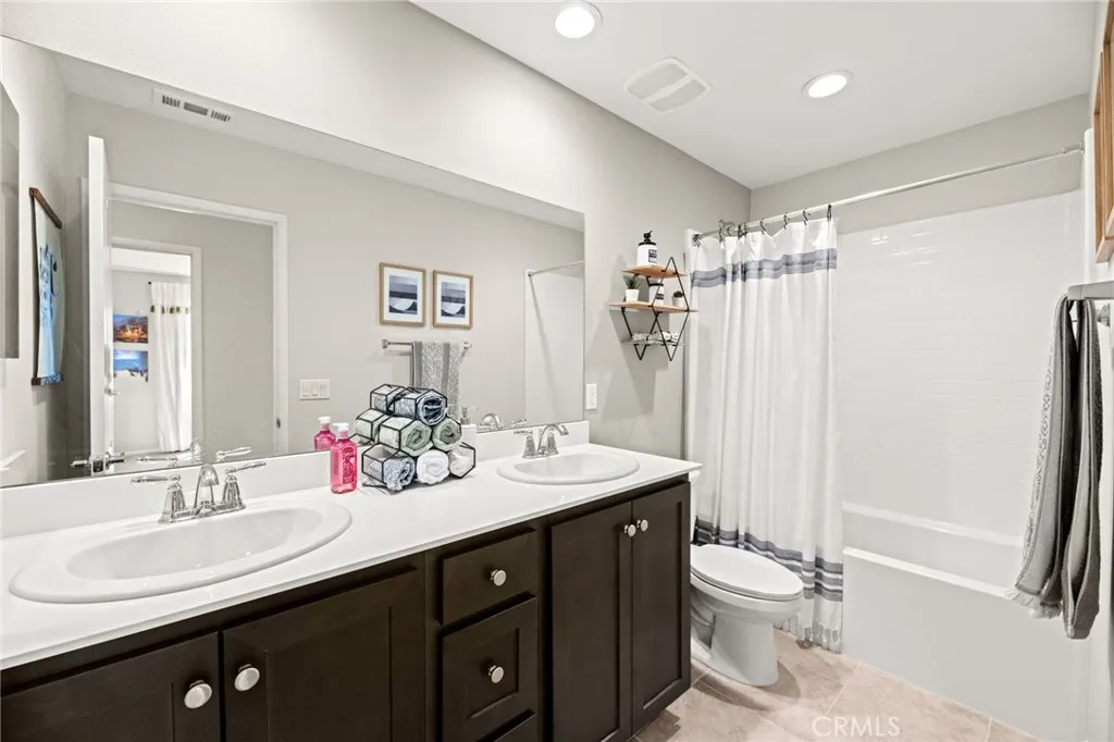 30804 Expedition Drive, Winchester, California 92596 home-pic-38