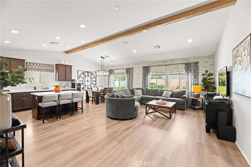 30804 Expedition Drive, Winchester, California 92596 home-pic-15