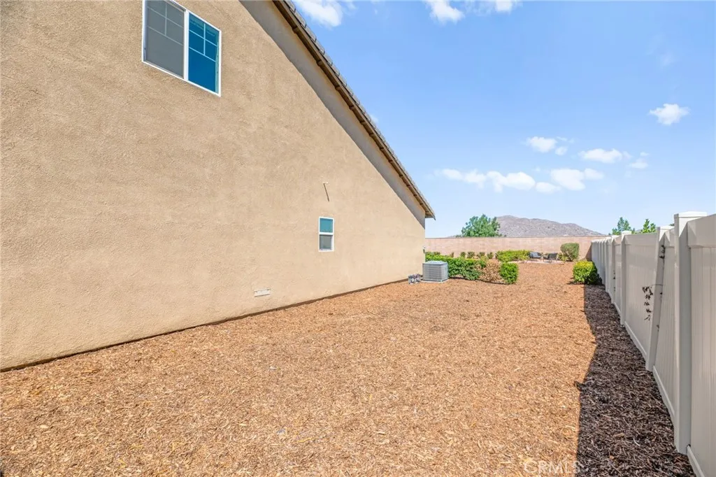 30804 Expedition Drive, Winchester, California 92596 home-pic-51