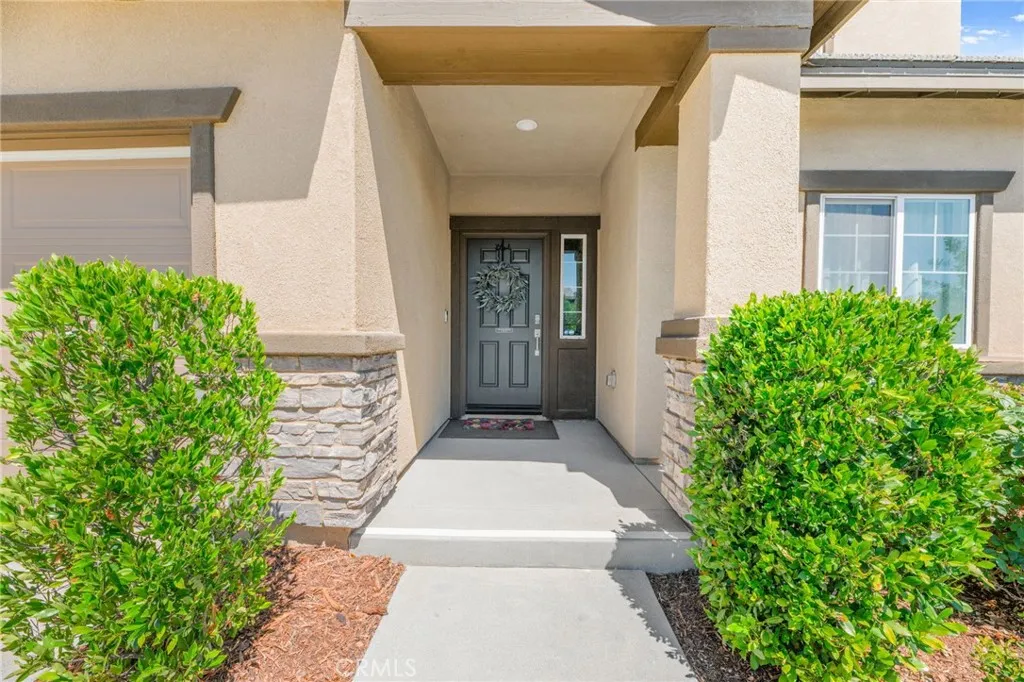 30804 Expedition Drive, Winchester, California 92596 home-pic-6