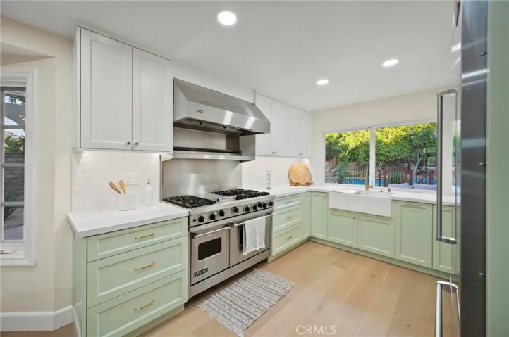 20516 Germain Street, Chatsworth, California 91311