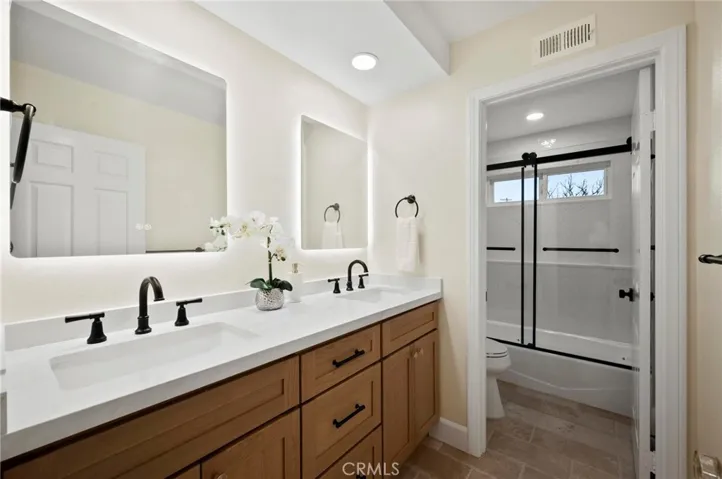 20516 Germain Street, Chatsworth, California 91311