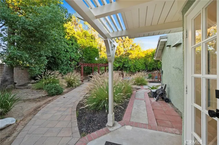 20516 Germain Street, Chatsworth, California 91311