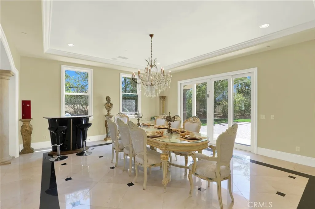 7231 Brandon Court, Riverside, California 92506 home-pic-18