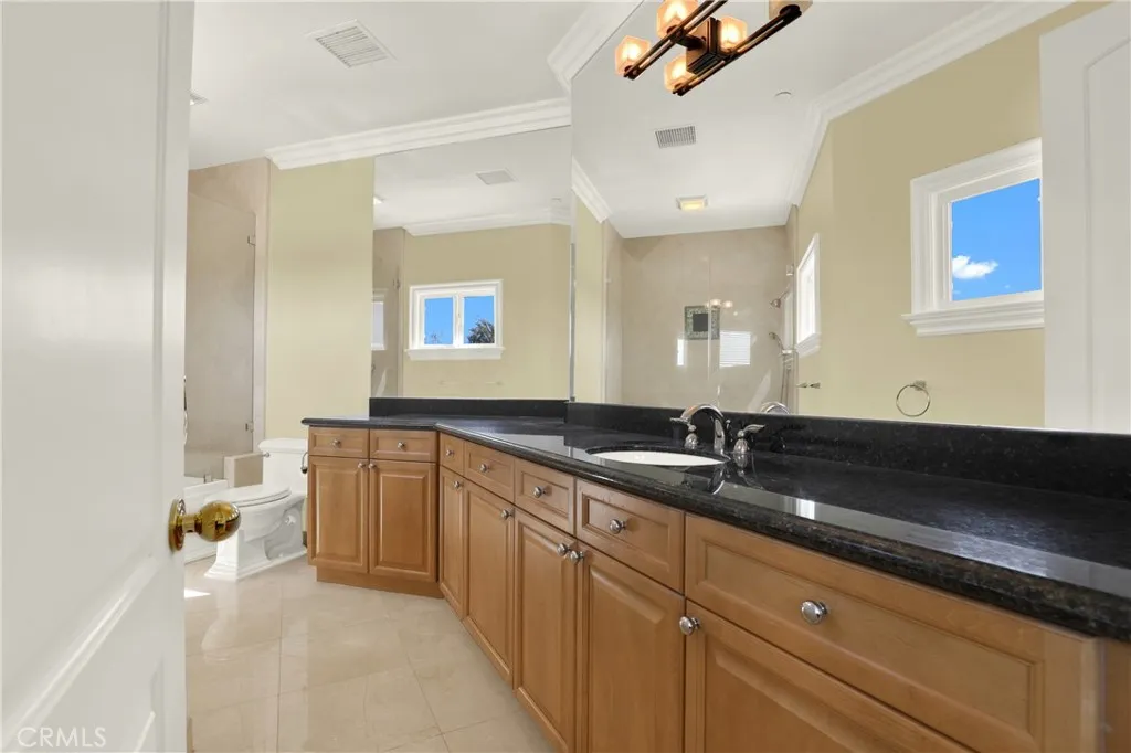 7231 Brandon Court, Riverside, California 92506 home-pic-43