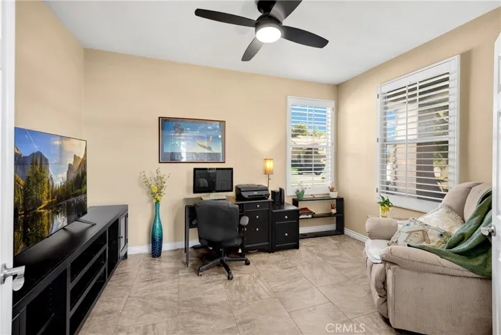 14871 Sydney, Fontana, California 92336