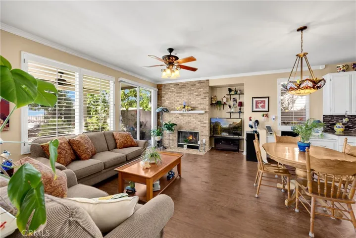 14871 Sydney, Fontana, California 92336