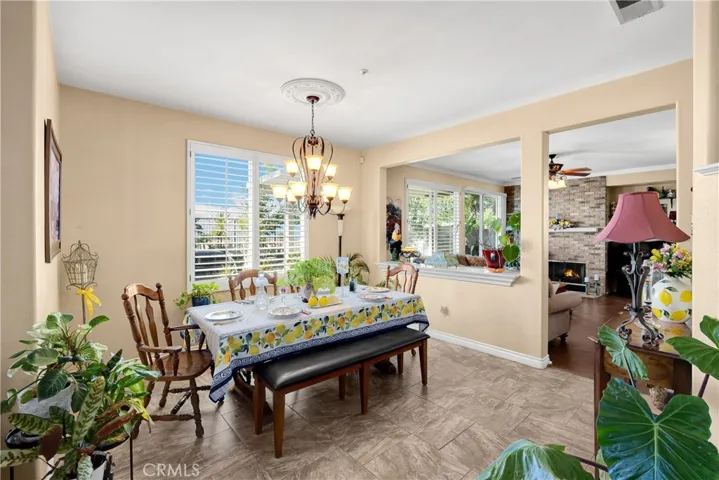 14871 Sydney, Fontana, California 92336