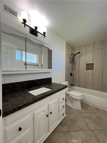 2476 Pierce Court, Simi Valley, California 93065