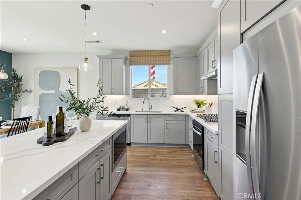 41819 Montana Drive, Palmdale, California 93551 home-pic-11