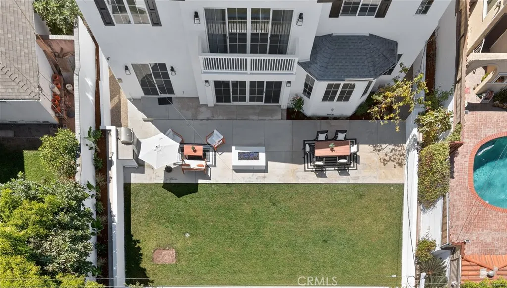 8056 Kentwood Avenue, Los Angeles, California 90045 home-pic-67
