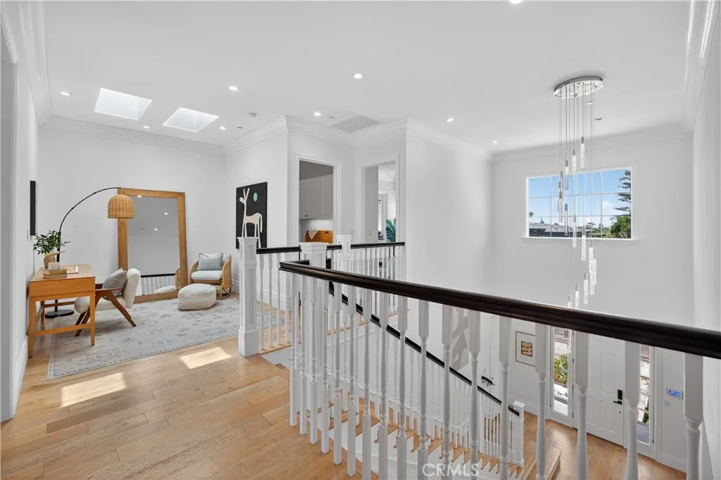 8056 Kentwood Avenue, Los Angeles, California 90045 home-pic-30