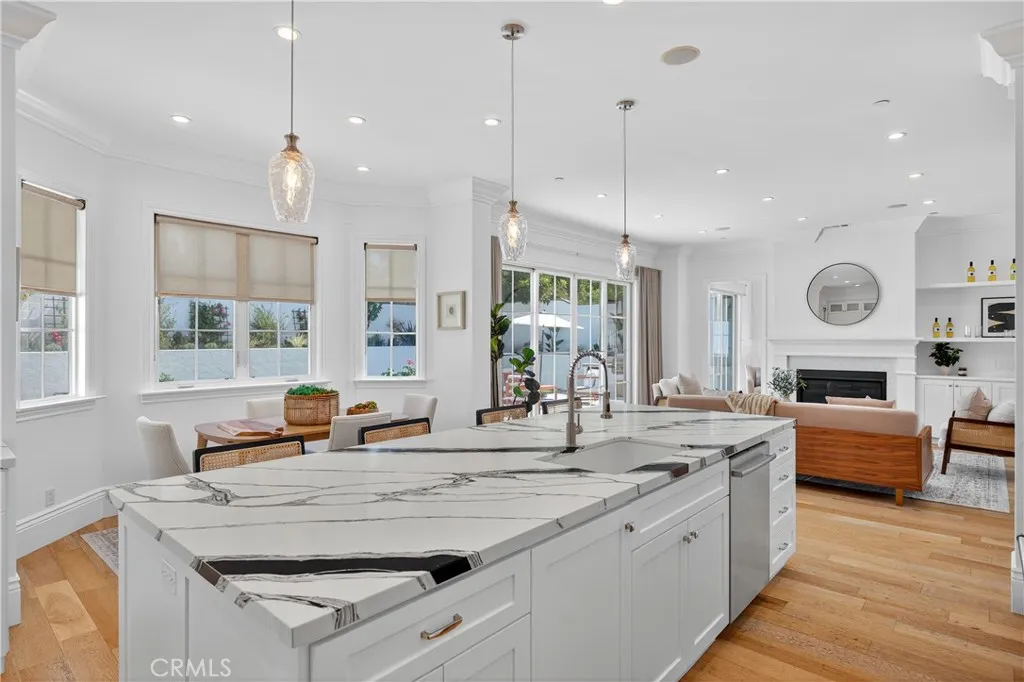 8056 Kentwood Avenue, Los Angeles, California 90045 home-pic-13