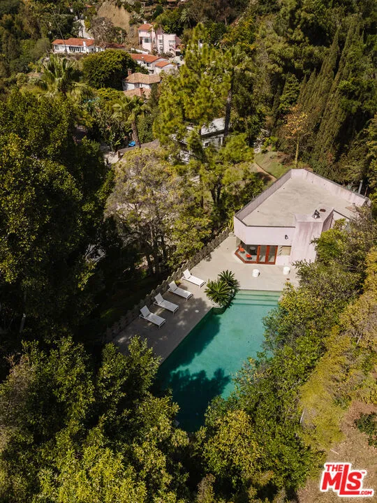 7017 Senalda Road, Los Angeles, California 90068 home-pic-7