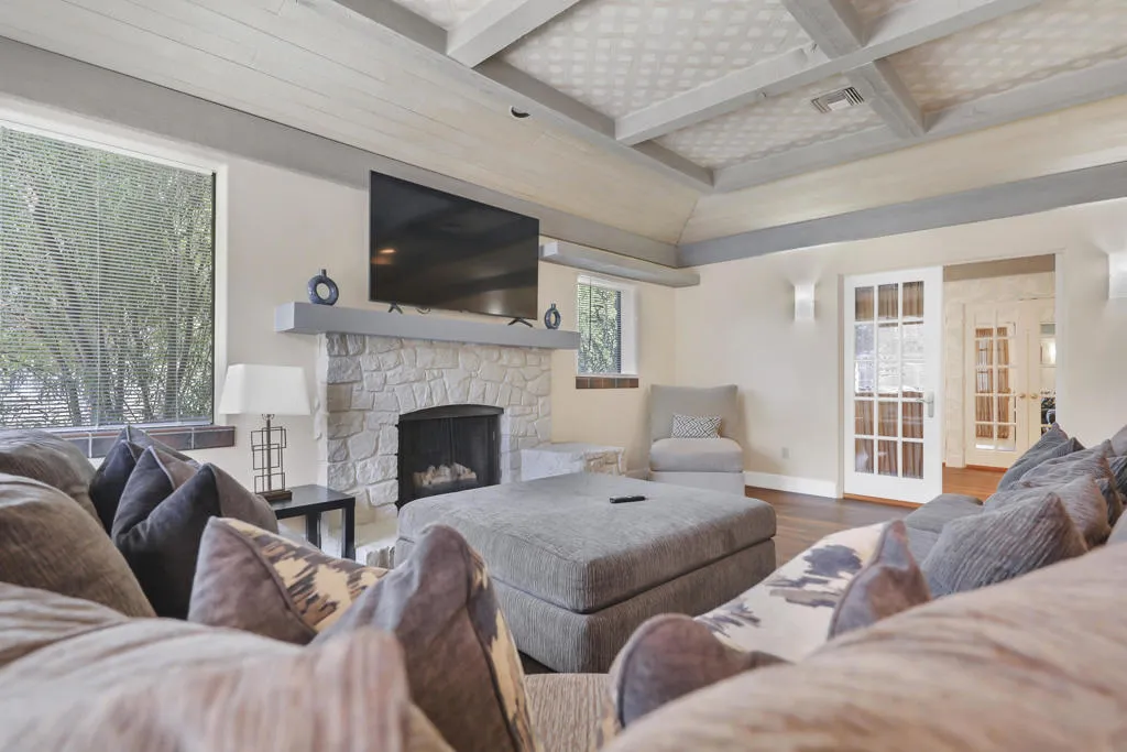 19120 Bubbling Wells Road, Desert Hot Springs, California 92241 home-pic-19