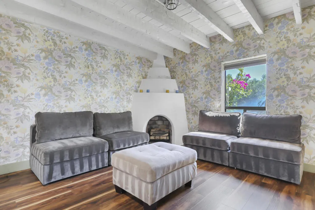 19120 Bubbling Wells Road, Desert Hot Springs, California 92241 home-pic-4