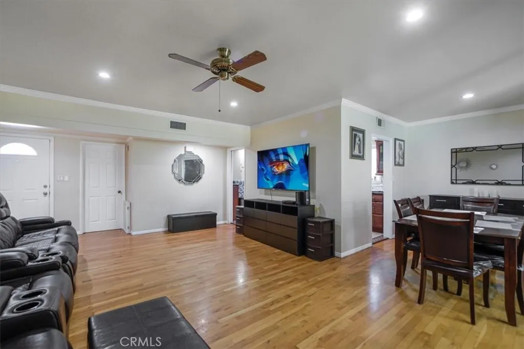 13130 Schoenborn Street, Sun Valley, California 91352 home-pic-5