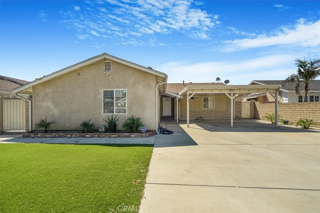 13130 Schoenborn Street, Sun Valley, California 91352 home-pic-1