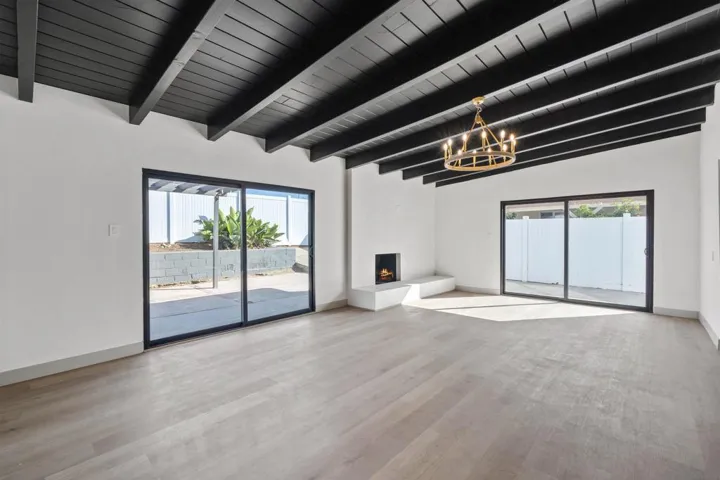 4089 Mount Everest, San Diego, California 92111