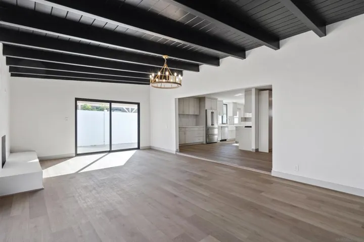 4089 Mount Everest, San Diego, California 92111