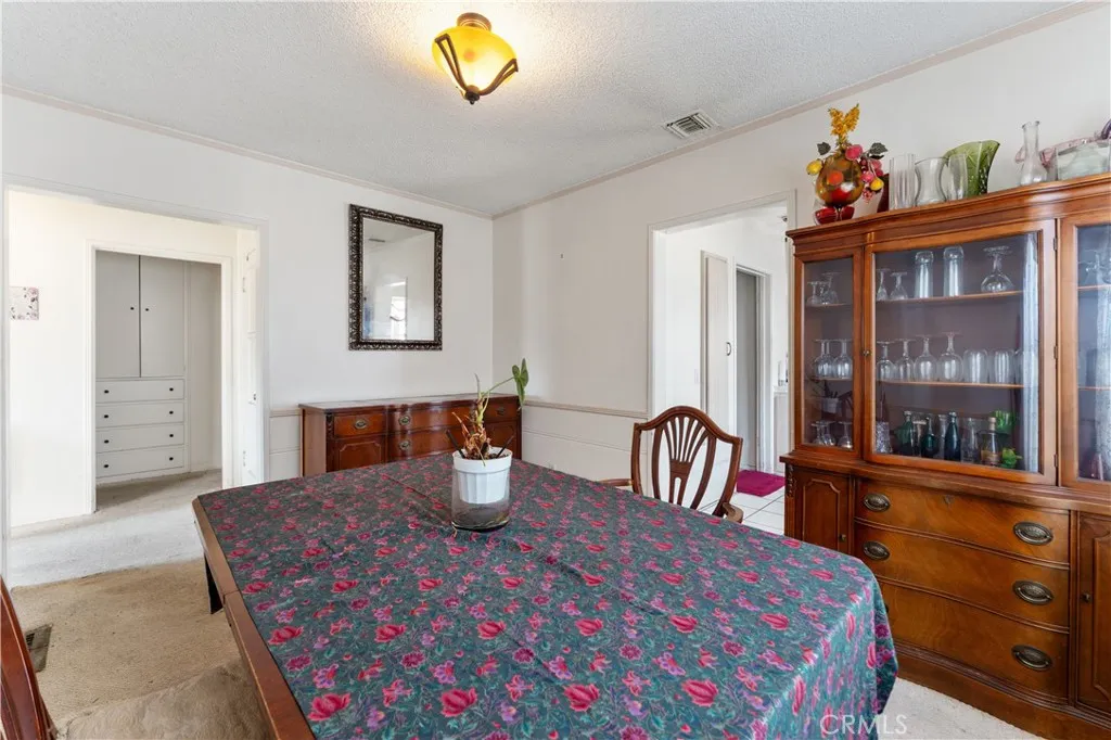 3880 Olmsted Avenue, Los Angeles, California 90008 home-pic-4
