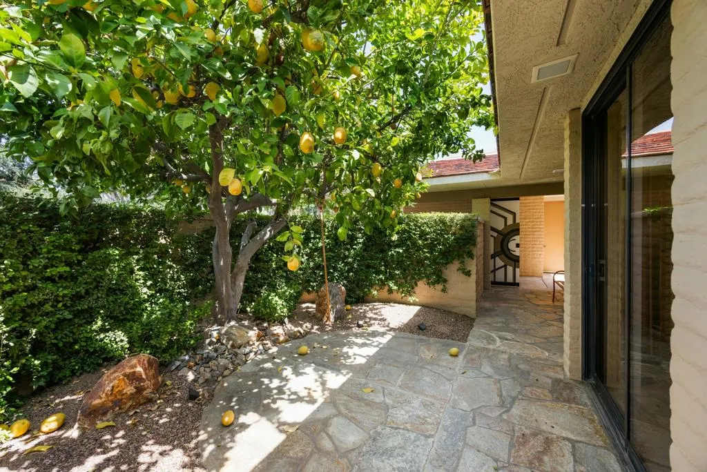 21 Mayfair Drive, Rancho Mirage, California 92270 home-pic-39