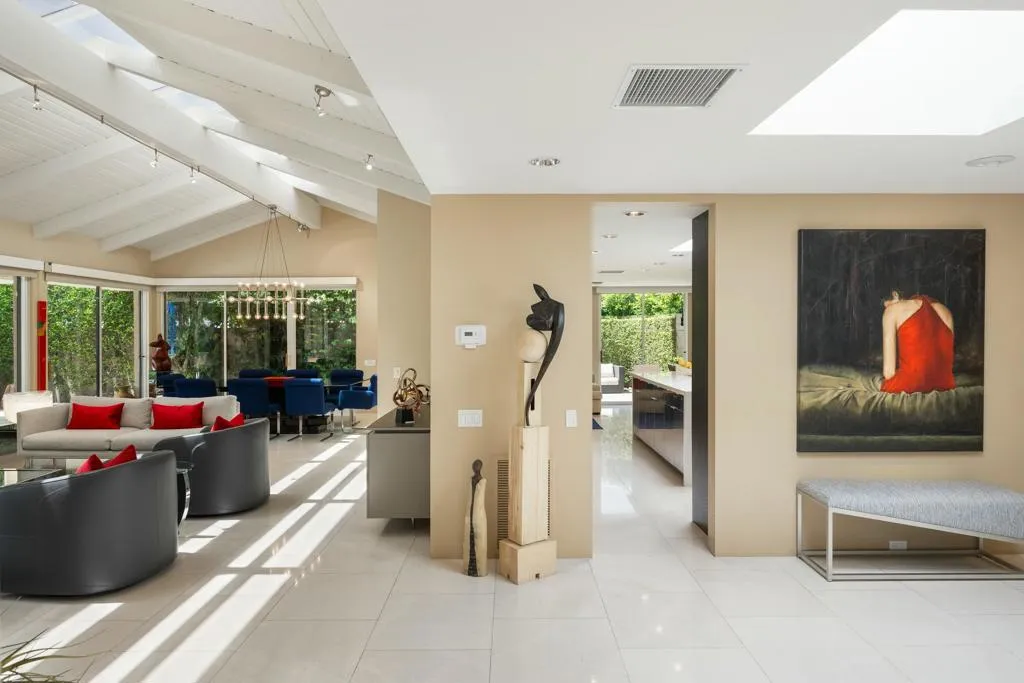 21 Mayfair Drive, Rancho Mirage, California 92270 home-pic-6